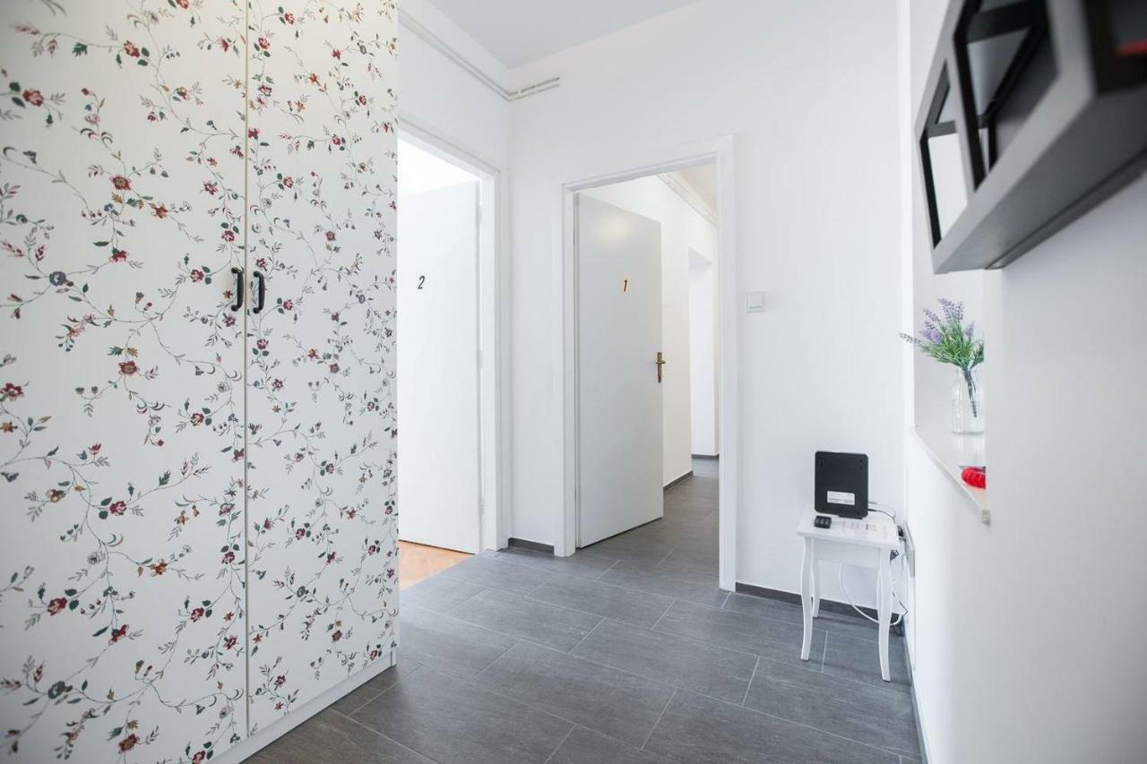 Oberiter Apartments - Center Of Zagreb, Fast Wifi, Ac, Kitchen, Parking Exterior foto
